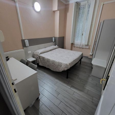 Hotel Barone Cenova Dış mekan fotoğraf