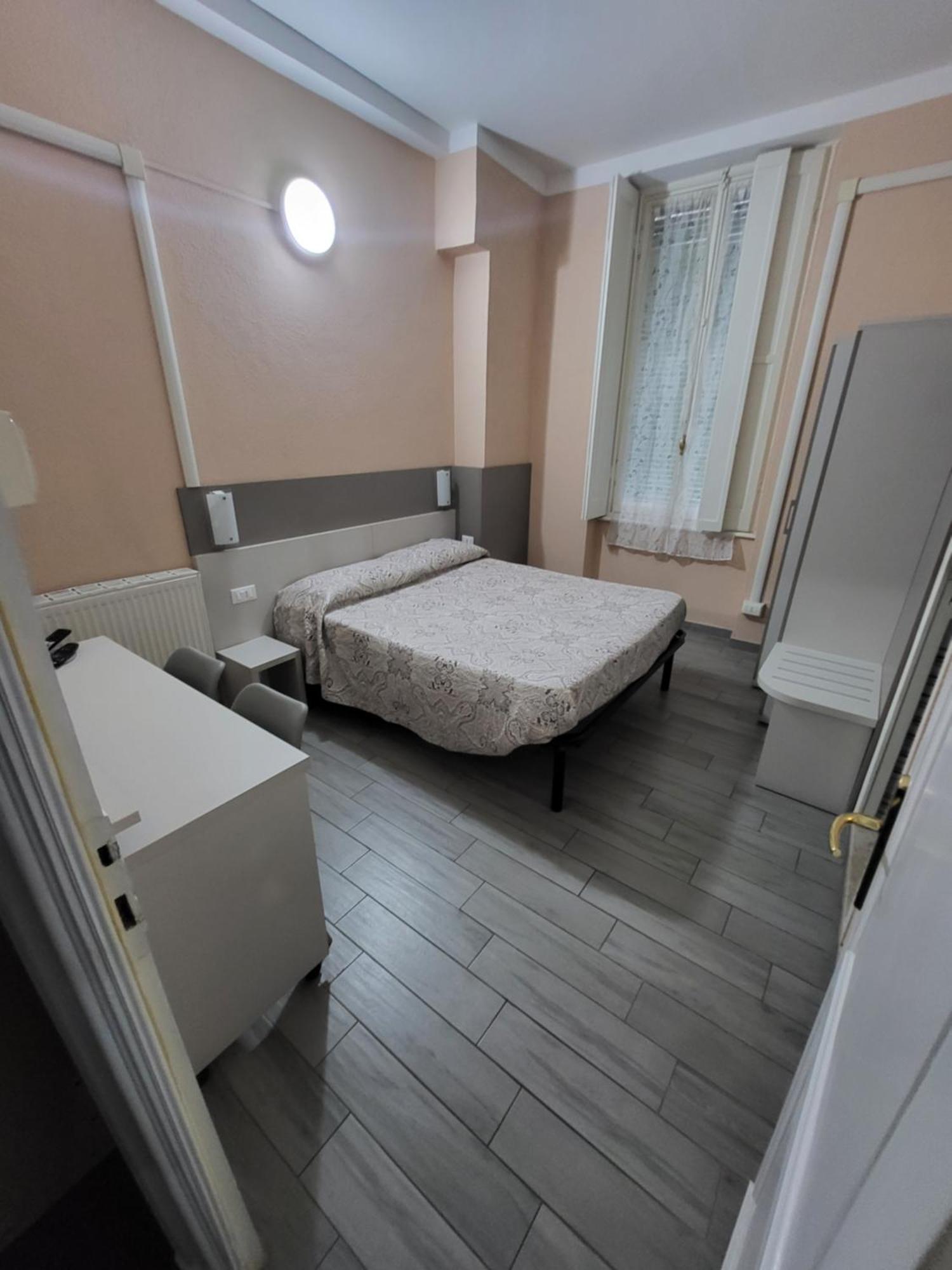 Hotel Barone Cenova Dış mekan fotoğraf